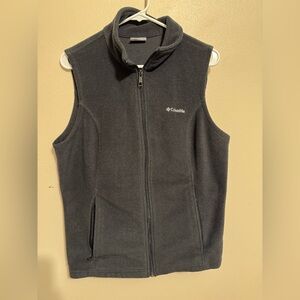 Columbia Women’s Black Fleece Zip Up Vest Size Large